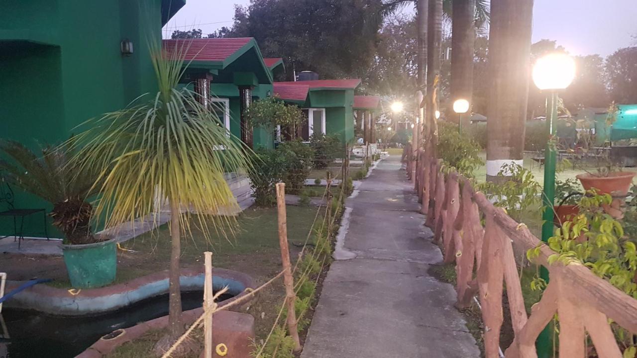 Midway Resort Rishīkesh Zewnętrze zdjęcie